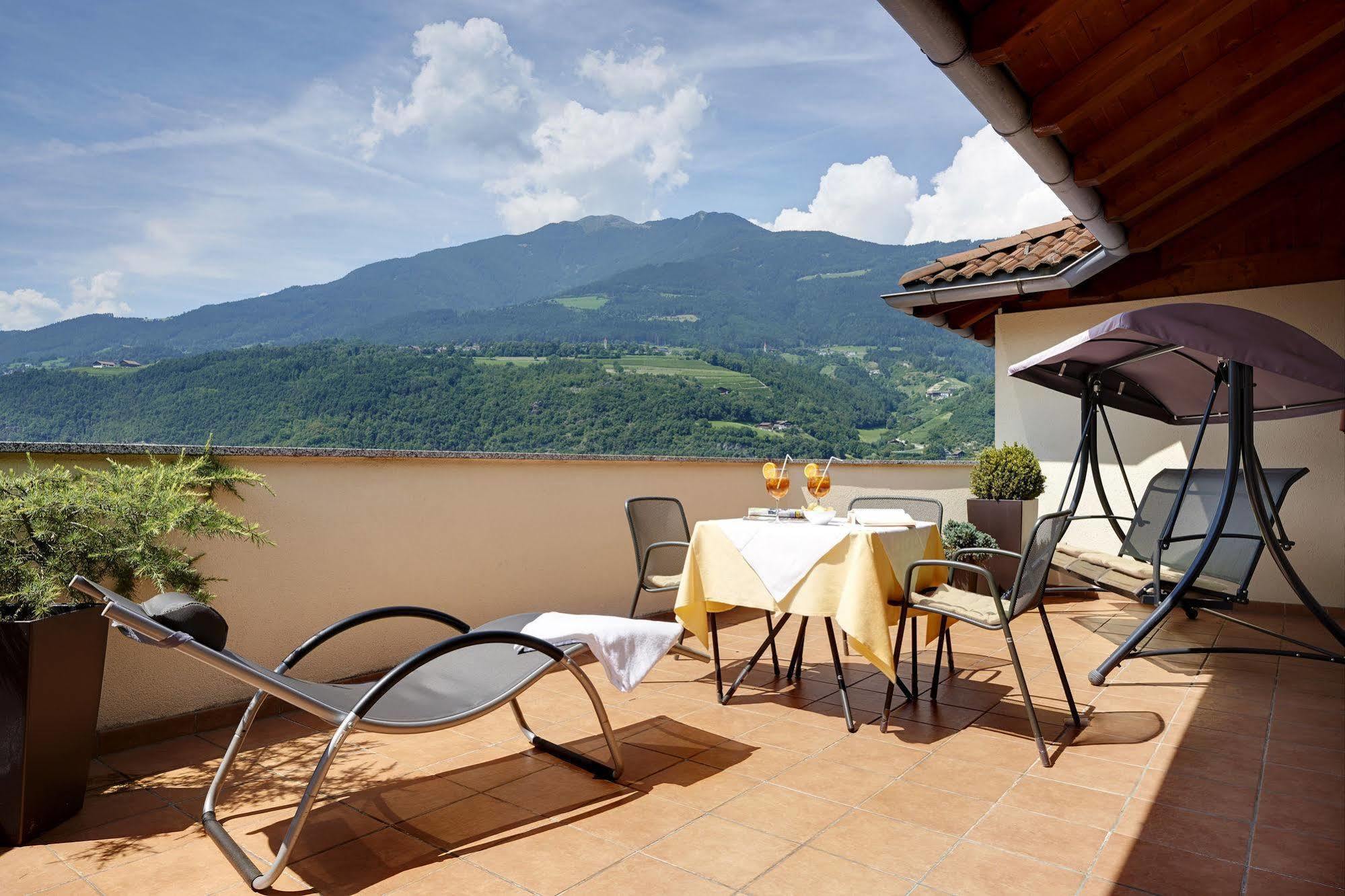 Hotel Millanderhof Брессаноне Экстерьер фото