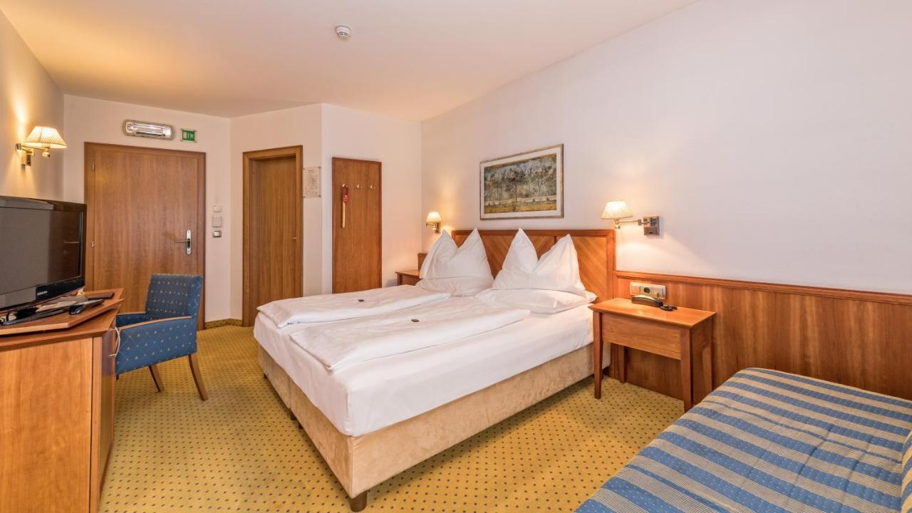 Hotel Millanderhof Брессаноне Экстерьер фото